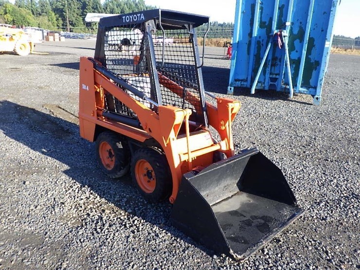 toyota-3sdk-skid-steer-loader-image-7