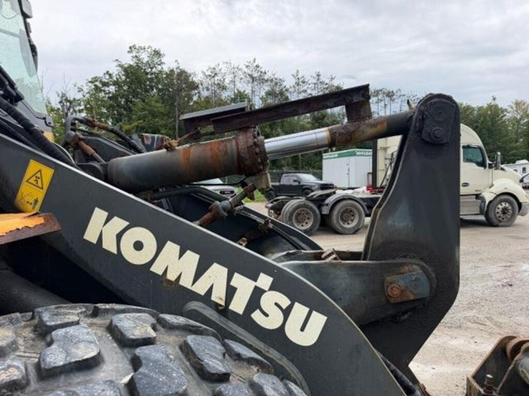 2018-komatsu-wa200pz-6-image-28