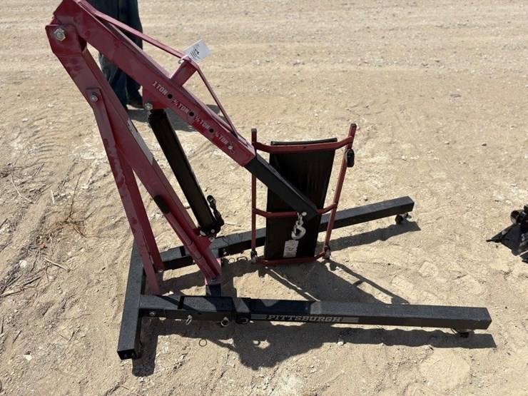 l3---pittsburg-1-ton-engine-hoist-image-1