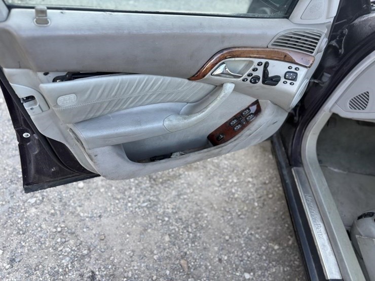 l1---2000-mercedes-benz-s500-image-11