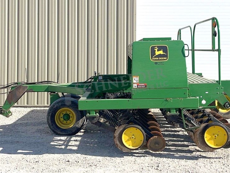 john-deere-750-image-4