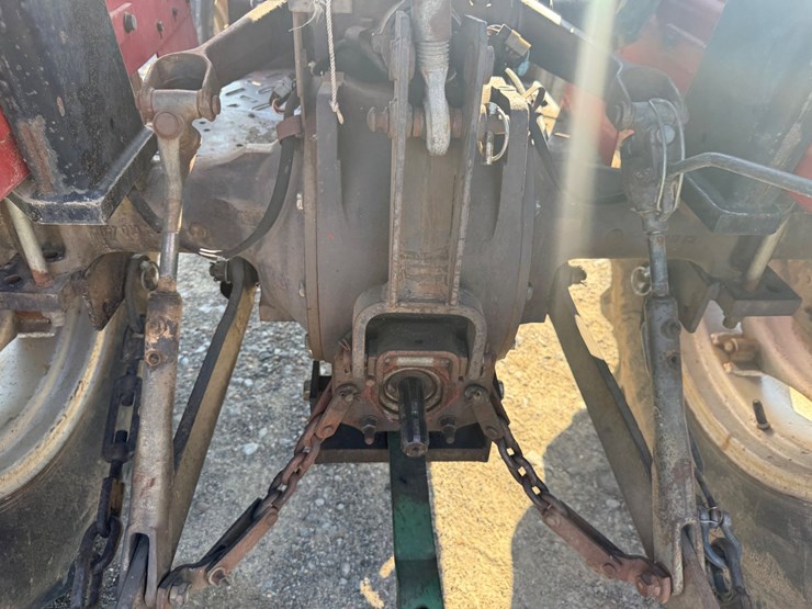 massey-ferguson-231-image-9