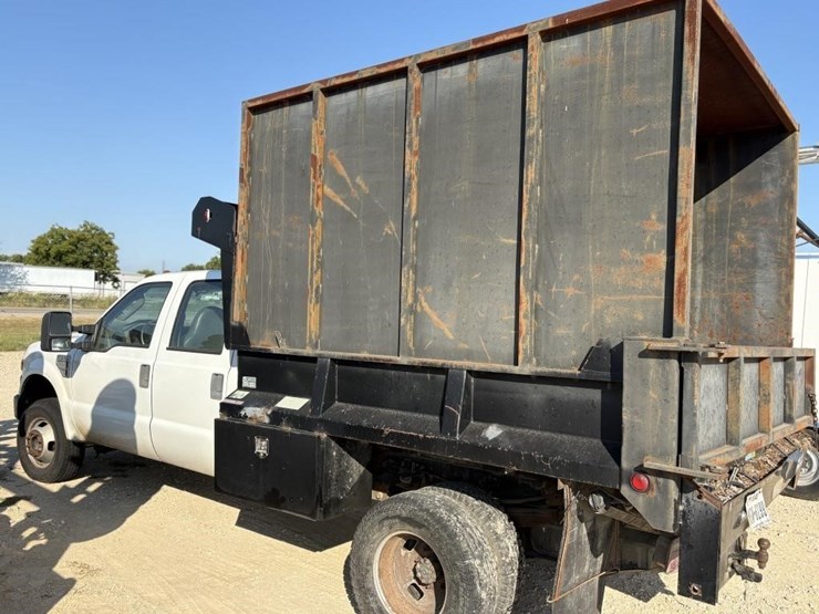 2008-ford-350-image-3