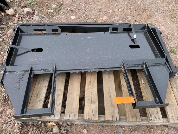 #5105-•-45-in.-skid-steer-fork-frame-v2-with-42-in.-forks-image-4