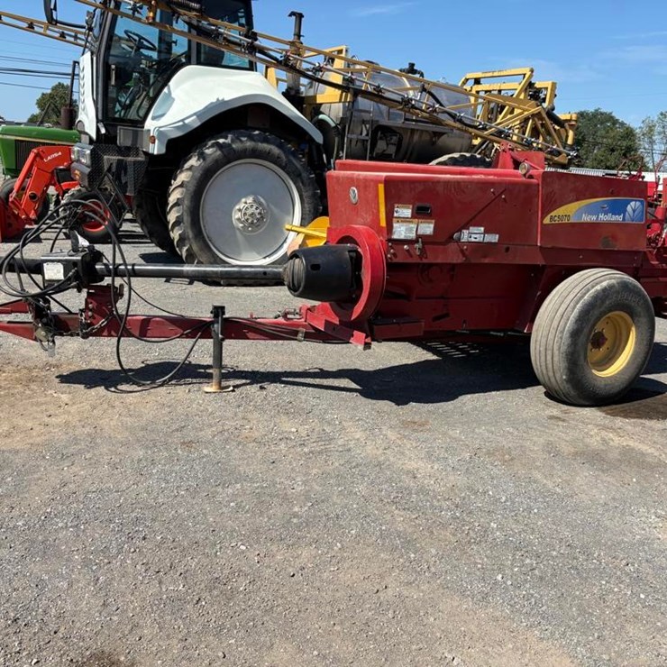 NEW HOLLAND BC5070