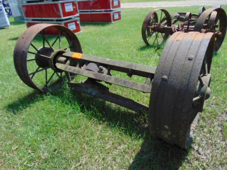 front-steer-axle-w/-36"-wheels-image-2