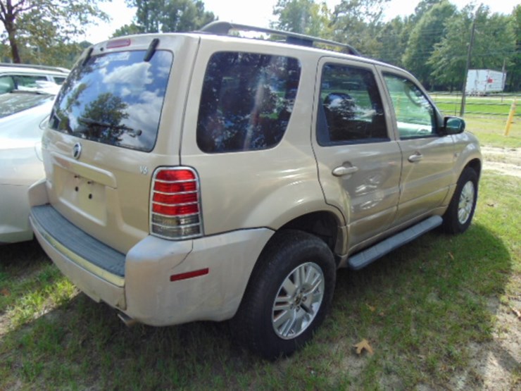 2007-mercury-mariner-image-3