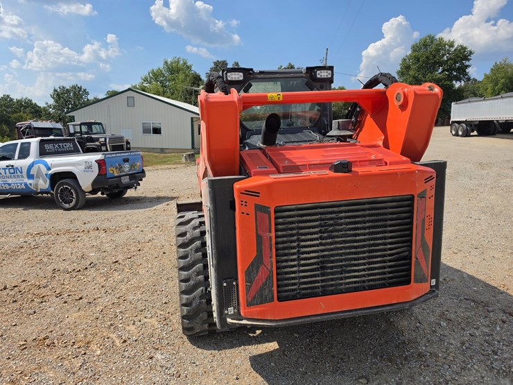 kubota-svl97-3-image-9