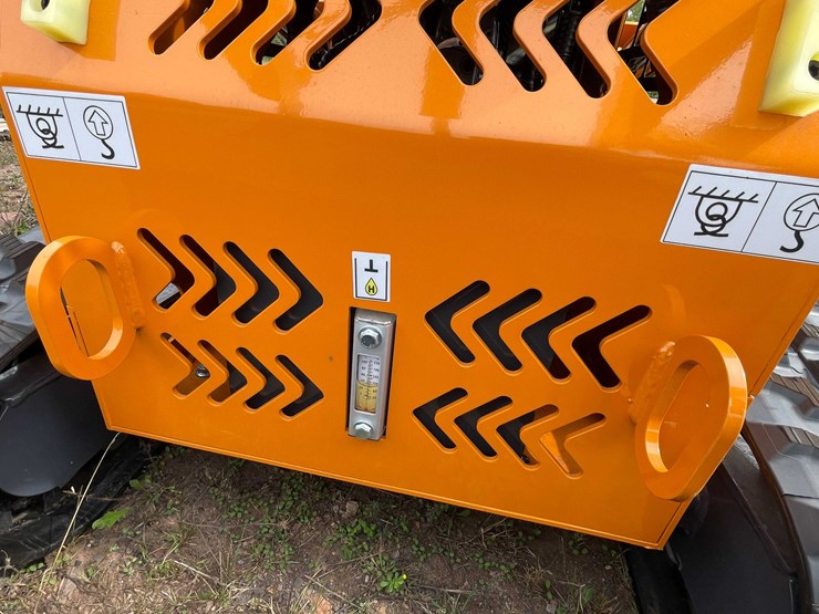 #5054-•-2026-landhonor-lhr-me380r3a-mini-skid-steer-loader-image-17