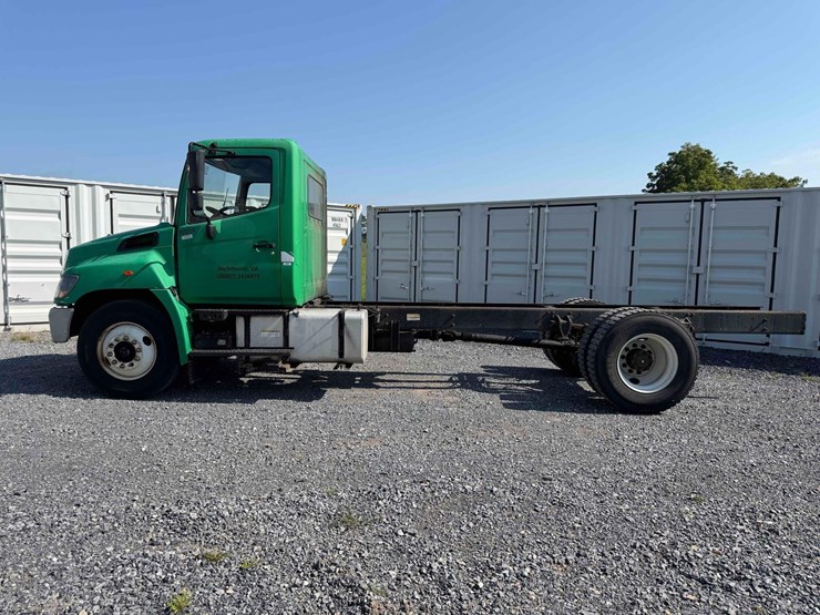 2013-hino-338-image-2