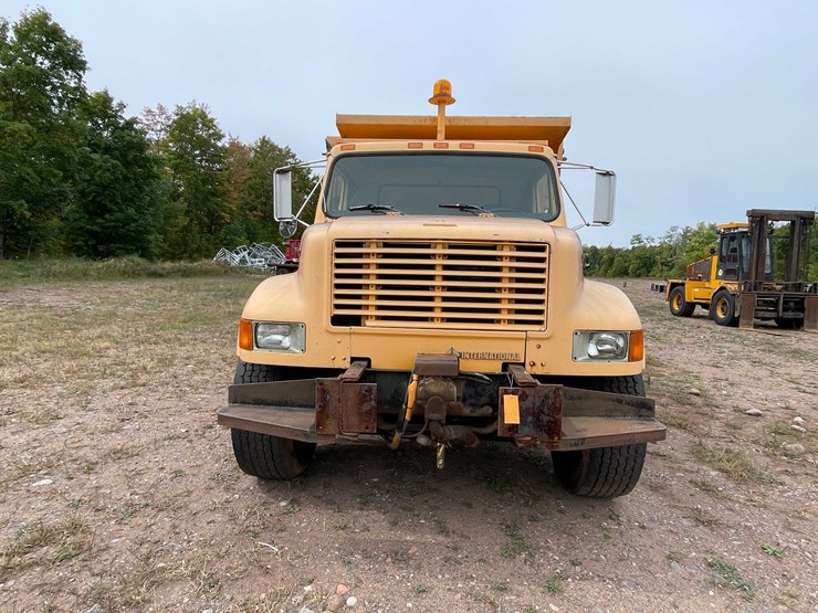 international-4900-image-2