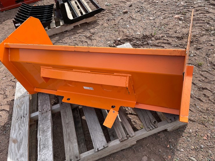 #5084-•-mini-skid-steer-snow-pusher-image-4