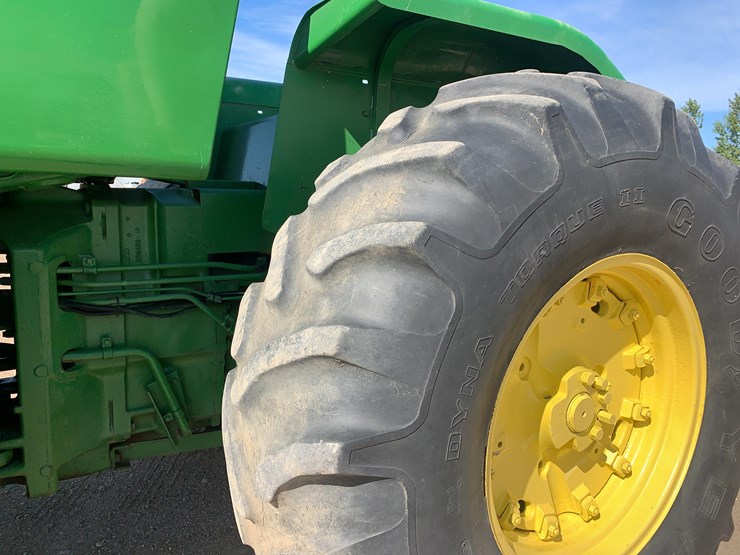 john-deere-8640-image-14