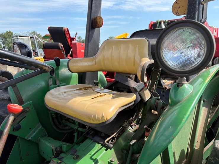 john-deere-2155-image-16