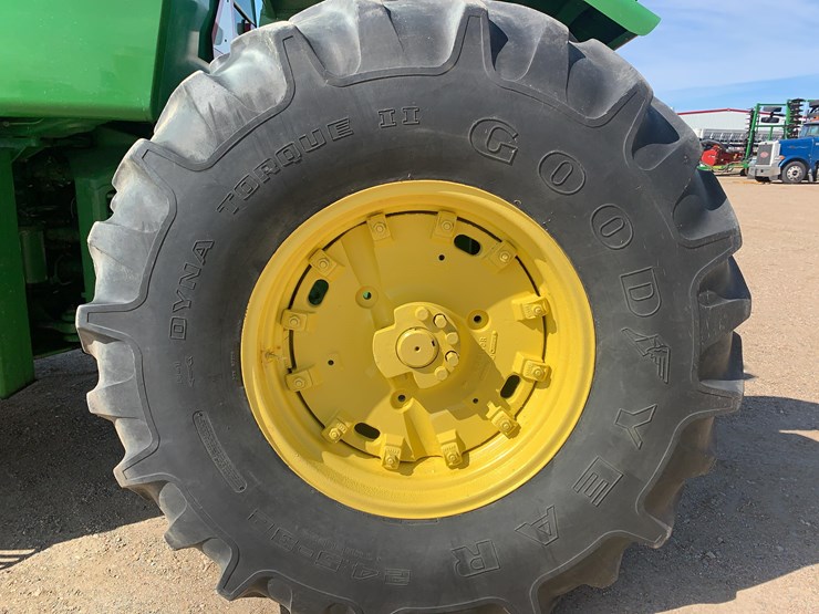 john-deere-8640-image-13