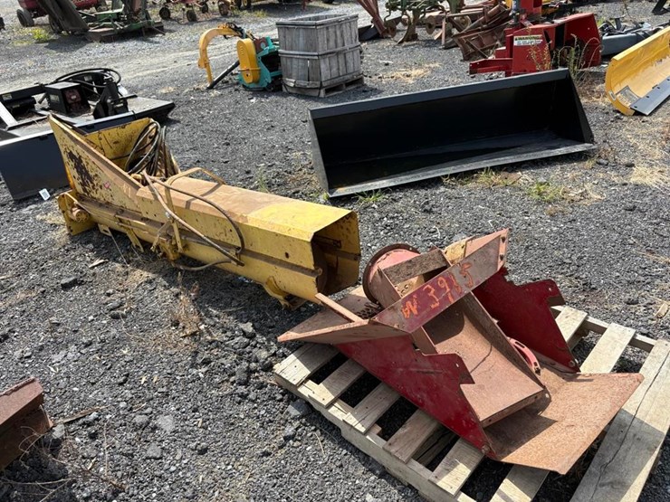 new-holland-782-image-2