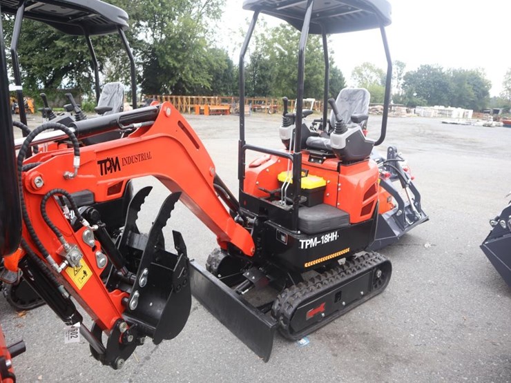 tpm-18hh-mini-excavator-image-6