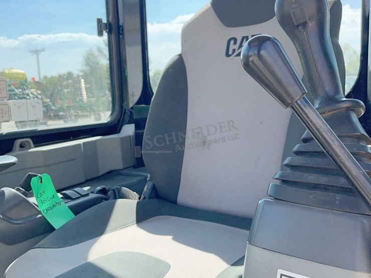 2012-caterpillar-304d-cr-image-47
