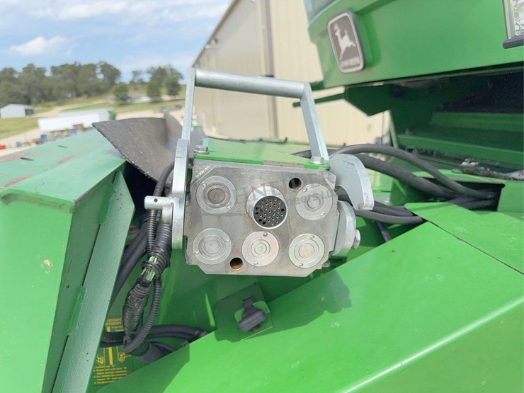 2000-john-deere-9650-sts-image-101