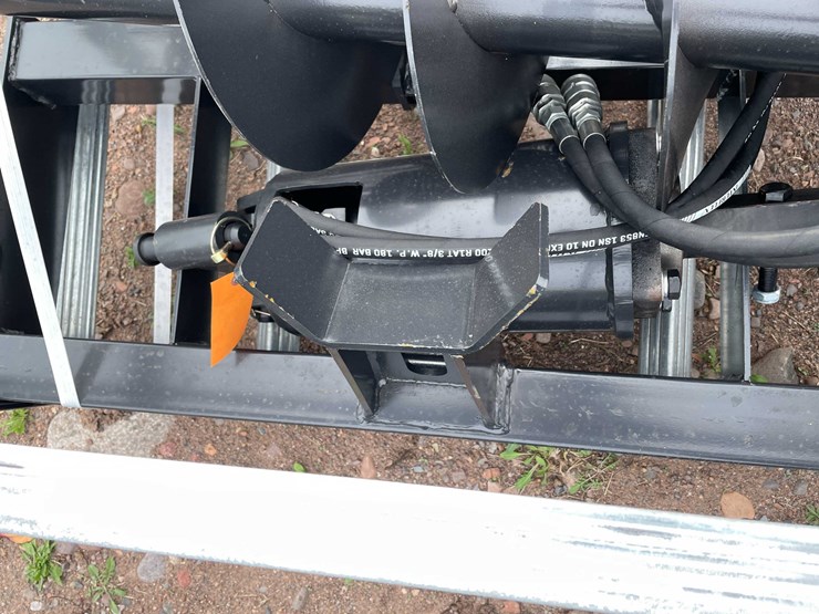 #5139-•-2026-jct-skid-steer-hydraulic-auger-drive-and-(3)-bits-image-6