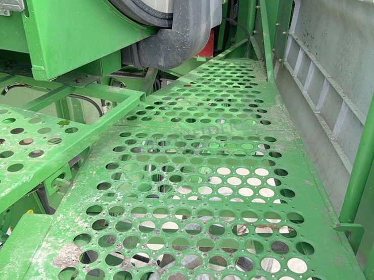 2000-john-deere-9650-sts-image-46