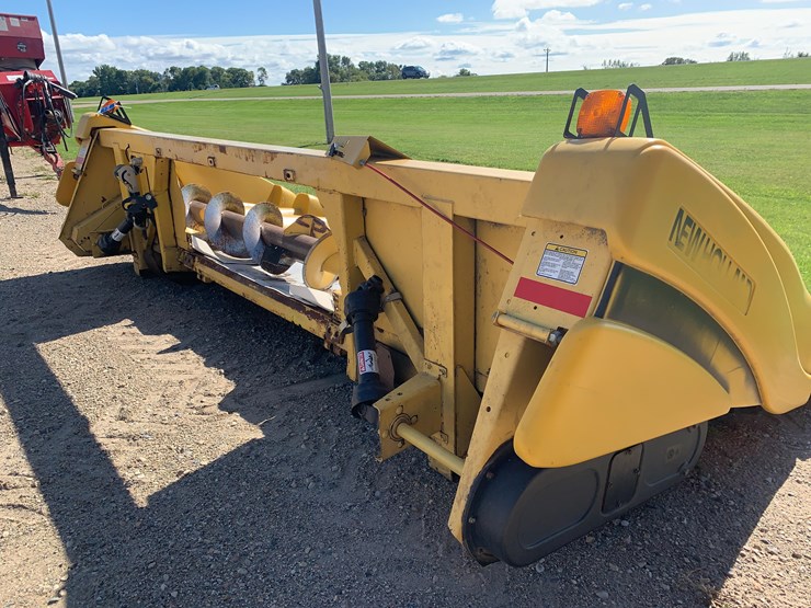 new-holland-996-image-5