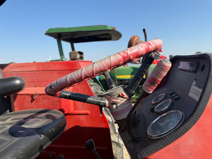 massey-ferguson-231-image-50