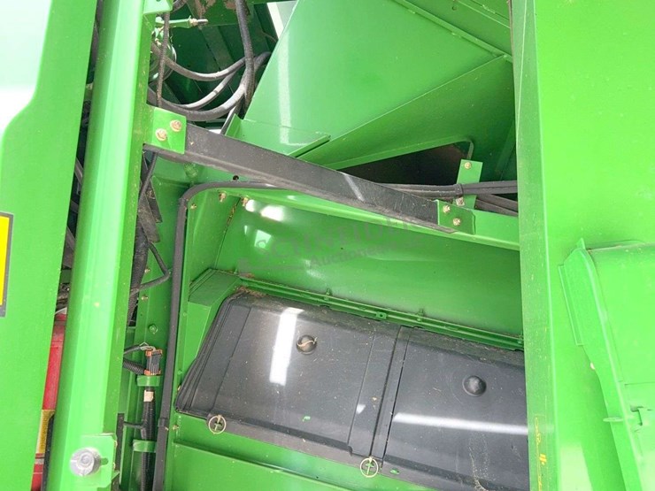 2000-john-deere-9650-sts-image-33