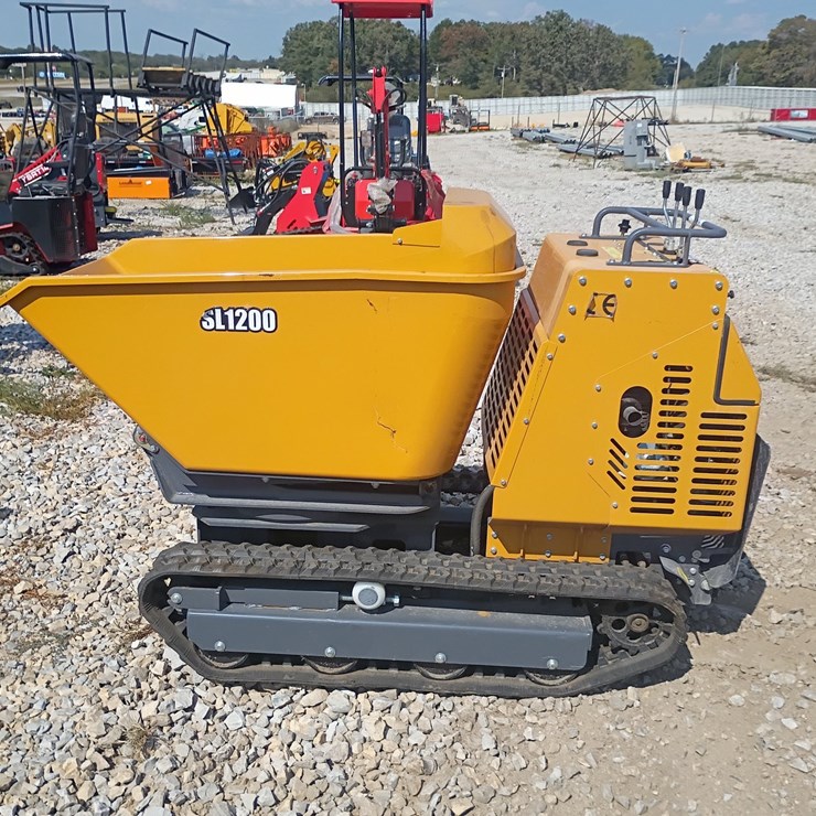 #26904 • 2026 Future X1200 Mud Buggy