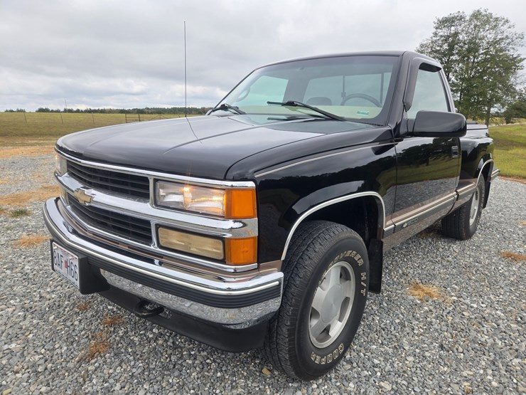 1998-chevrolet-k1500-image-1