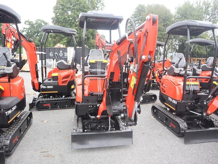 tpm-20kh-mini-excavator-image-3