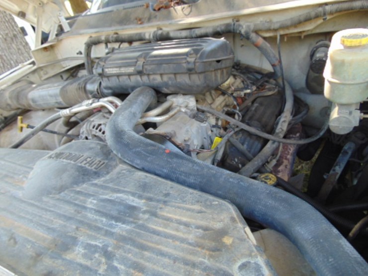 2002-dodge-ram-3500-image-8