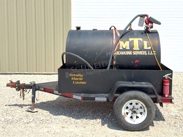 homemade-300-gallon-fuel-tank-trailer-w/-pump-image-4
