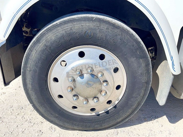 1996-international-f9370-image-59