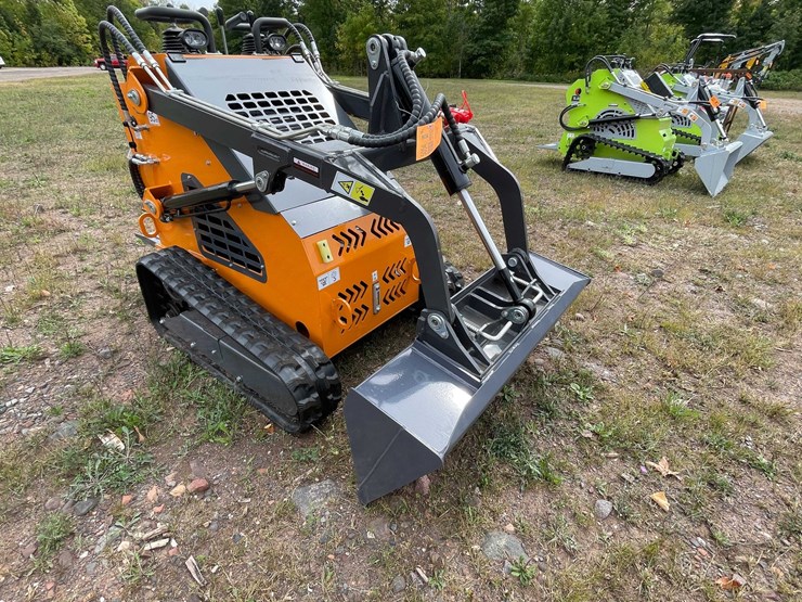 #5054-•-2026-landhonor-lhr-me380r3a-mini-skid-steer-loader-image-3