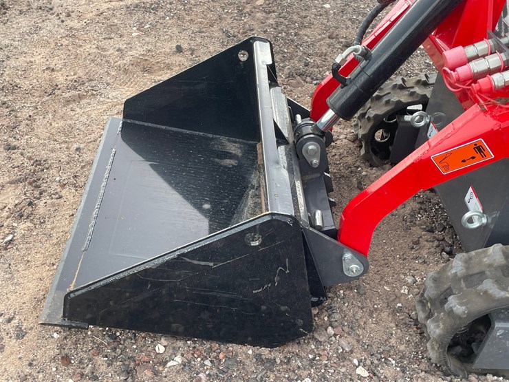 #2036-•-unused-mini-track-loader-image-20