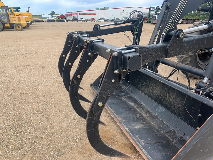 case-mxm-175--tractor-image-39
