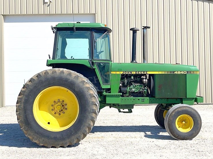 1982-john-deere-4840-image-3
