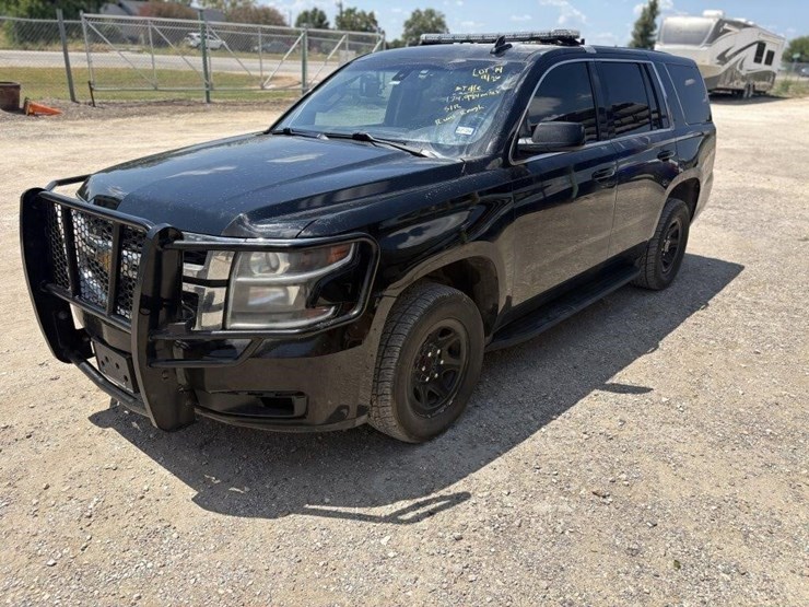 2019-chevrolet-tahoe-image-6