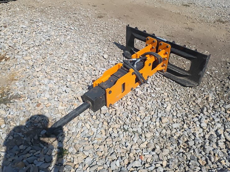 #26905-•-future-hydraulic-breaker-skid-steer-attachment-image-4