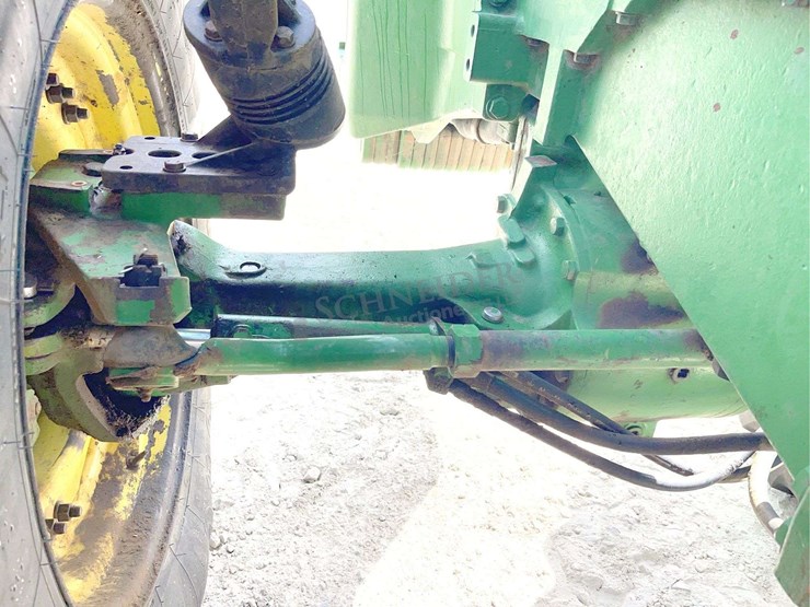 1994-john-deere-8400-image-17