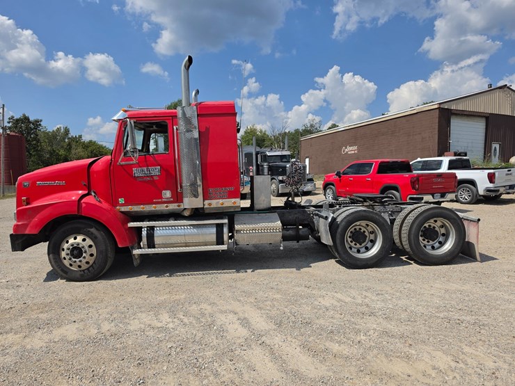 2012-western-star-4900-image-4