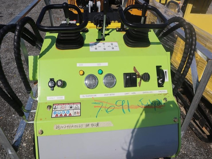 ats-t460-power-mini-skidsteer-image-13