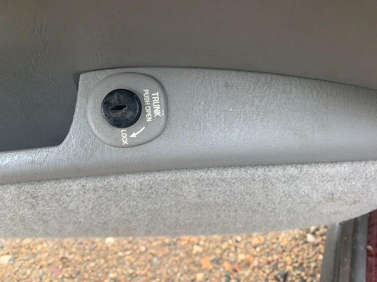 2005-buick-lesabre-image-17
