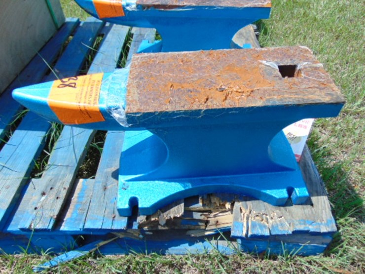 200#-cast-iron-anvil-image-1