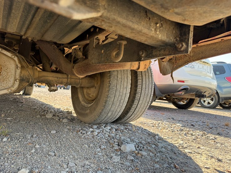 1996-ford-f350-image-28