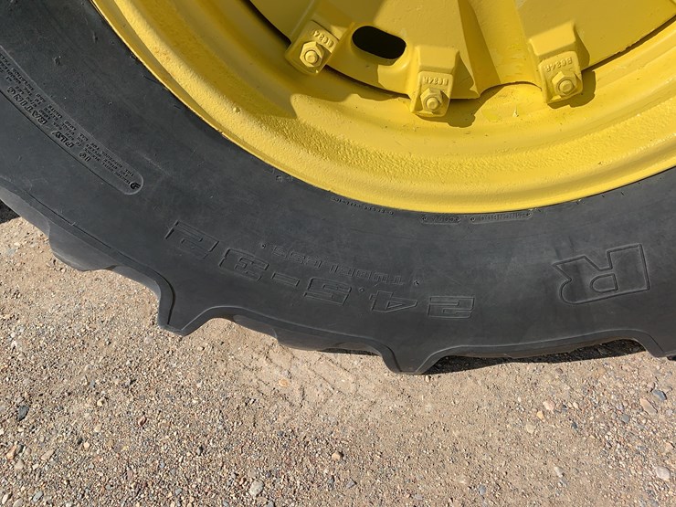 john-deere-8640-image-12