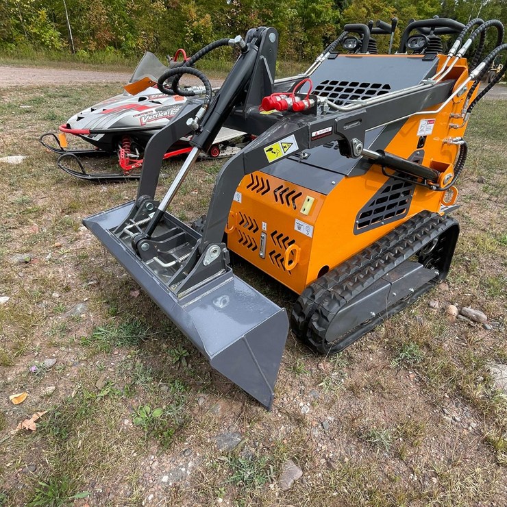 #5054 • 2026 Landhonor LHR-ME380R3A Mini Skid Steer Loader