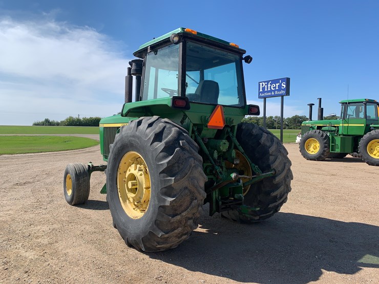john-deere-4630-image-7