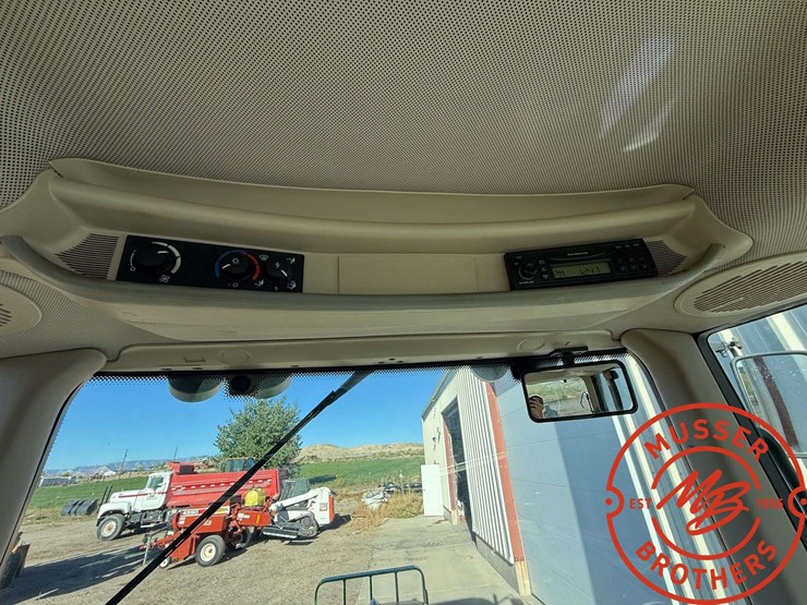 1991-john-deere-4755-image-27